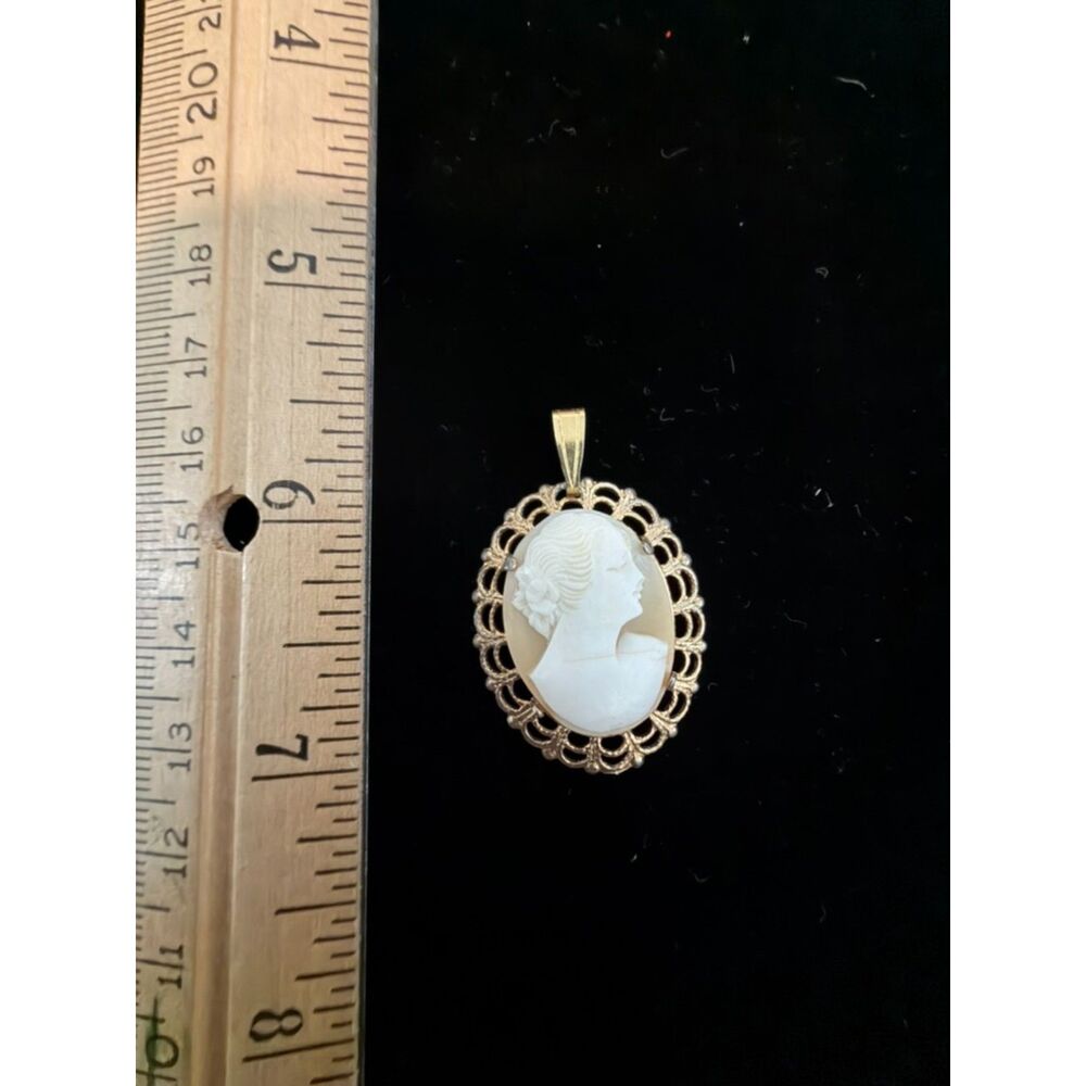 vtg Gold filled filigree cameo pendant